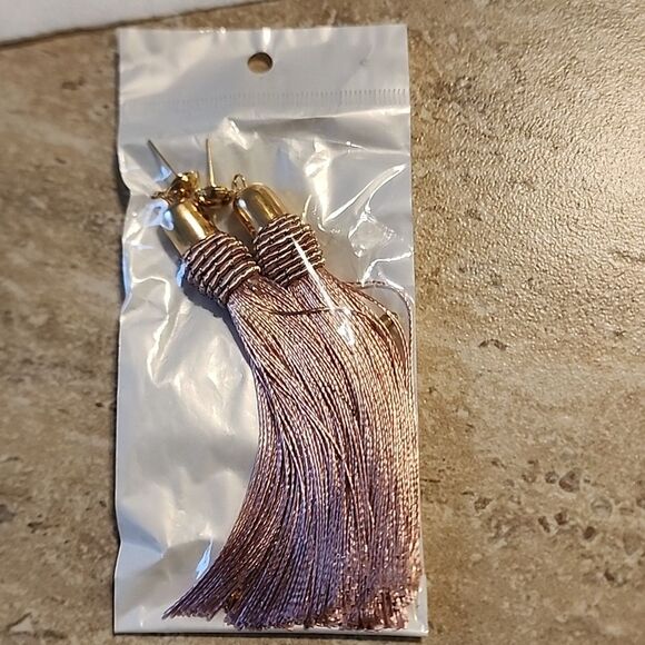 Tassel Earrings 3 Colors - Picture 3 of 3